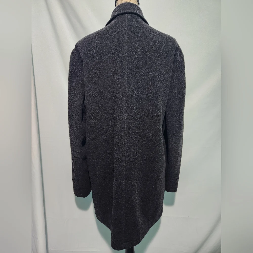 Banana Republic Men's Dark Grey Winter Jacket Coat. Size Medium. Pockets. Wool.